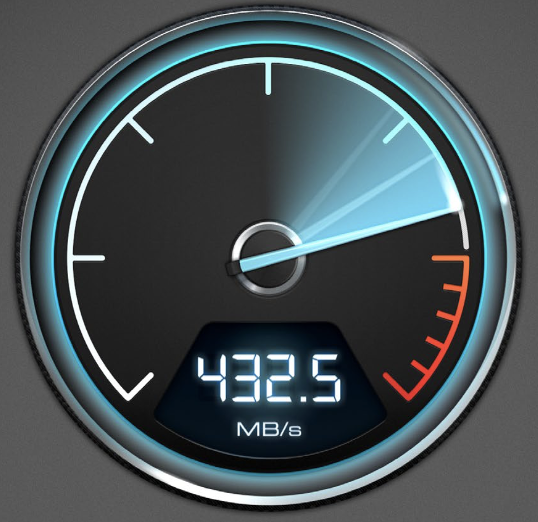 DiskSpeedTest.png：Disk Speed Test 测试界面